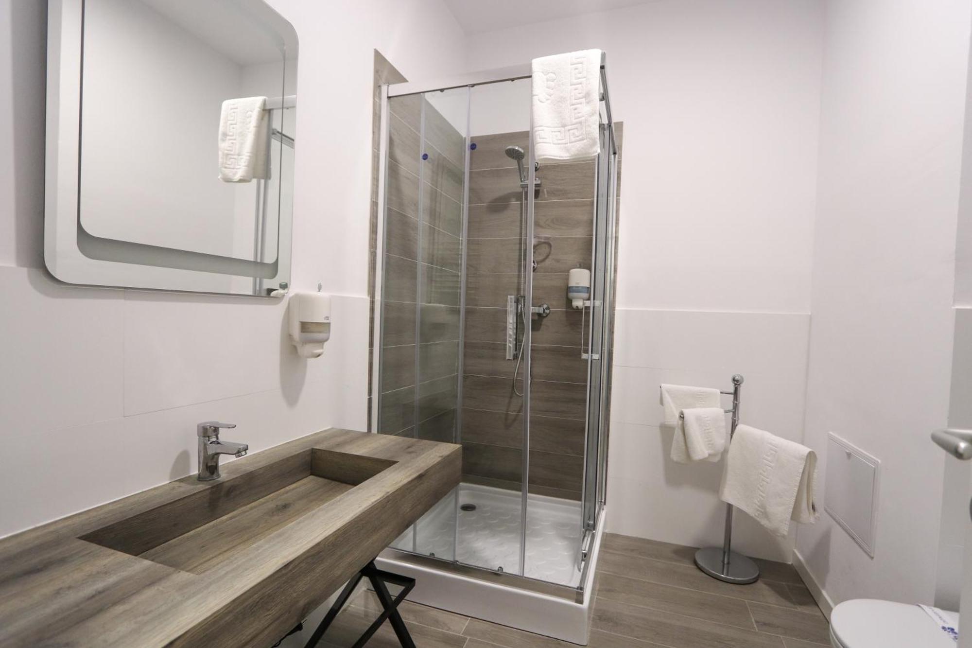 Palatul Lugoj Apartman Kültér fotó